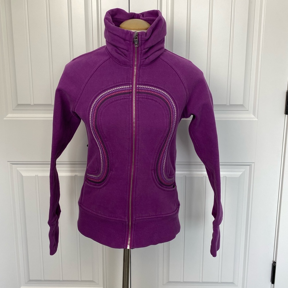 Lululemon Cuddle Up Jacket - Picture 2 of 9